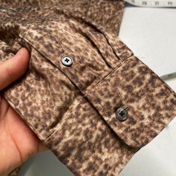 Talbots Animal Print Button Up Shirt 3/4 Sleeve Stretchy Cotton Neutral Office - Picture 10 of 15